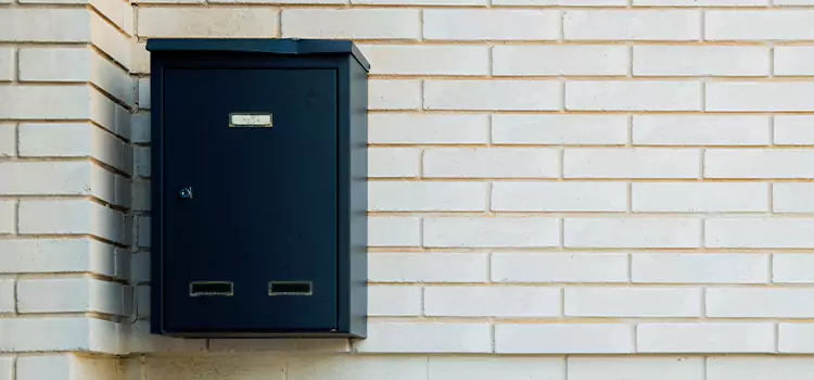 Mailbox Lock Repair Carignan